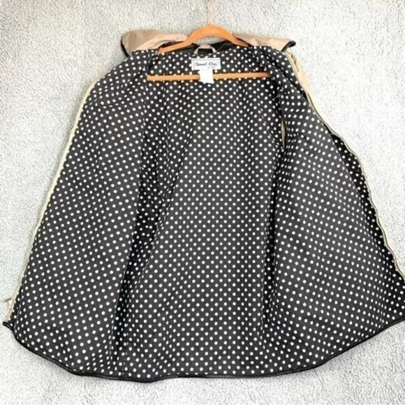 Thermal Slicks Waterproof Rain Jacket w/Polka Dot Lining - Beige/B&W Size Medium - Picture 2 of 7